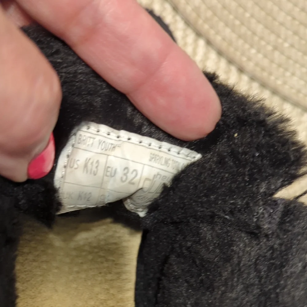 Hey Dude Black Moccasin Shoes with Furry Lining